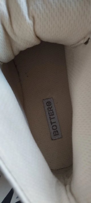 Sneakers alte bianche/beige