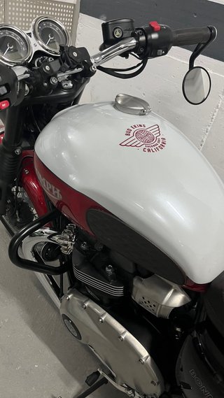 Triumph Bonneville T100 Bud Ekins Special Edition