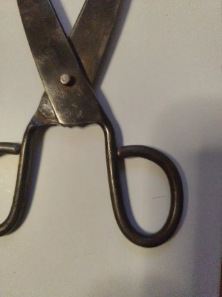 Tijeras antiguas de metal