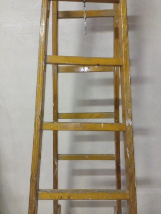 Escalera de madera 2'60m