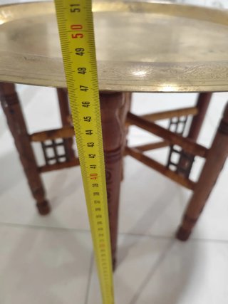 Mesa árabe para té