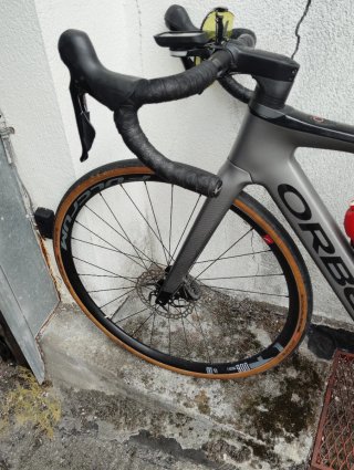 Bici de carretera eléctrica Orbea