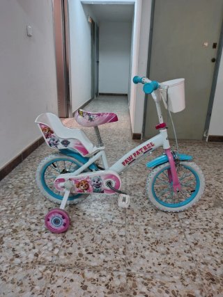 Bicicleta Paw Patrol niña 2-5 años