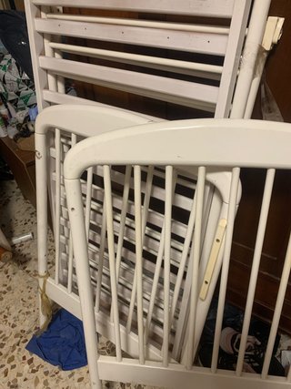 Cuna de bebé blanca