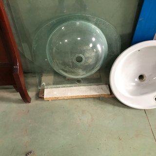 2 Lavabos blancos 20€ cada y cristal