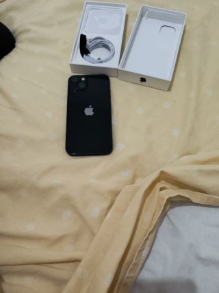iPhone 13 256GB Nero + Custodie e Caricatore