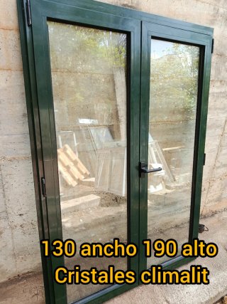 Ventana balconera aluminio verde climalit