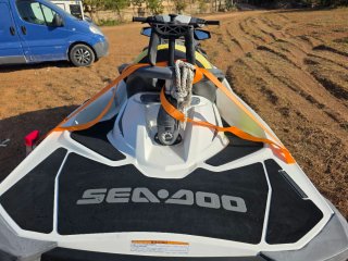 Sea Doo Moto de Agua 40 horas usted
