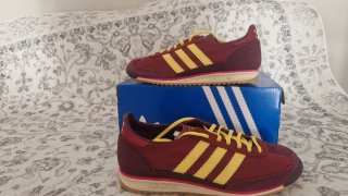 Adidas SL 72 burdeos y Amarillas