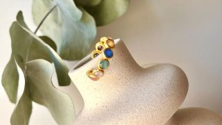 Anillo ajustable piedras semipreciosas oro