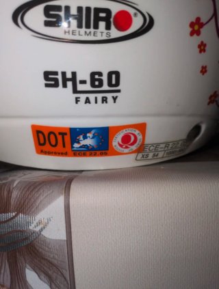 Casco de moto SHIRO con diseño floral