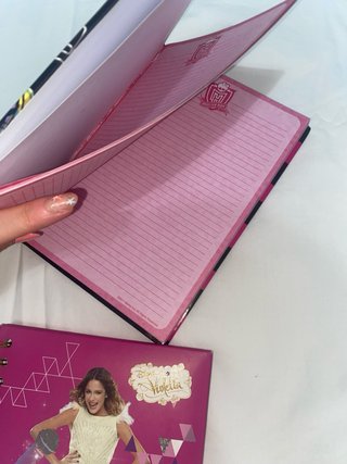 Pack 4: cuadernos, diario y agenda.
