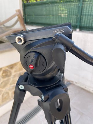 Trípode Manfrotto MVK500AM