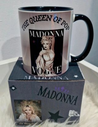 Caneca Madonna
