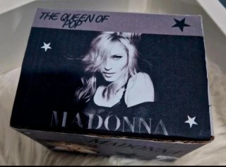 Caneca Madonna