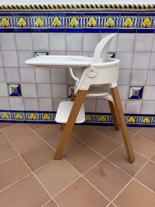 Trona Stokke Clikk Blanca y Madera