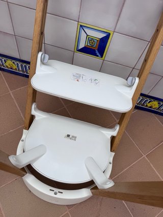 Trona Stokke Clikk Blanca y Madera