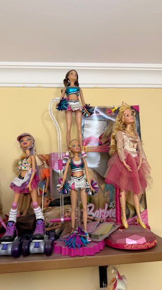 Collezione Bratz e Barbie
