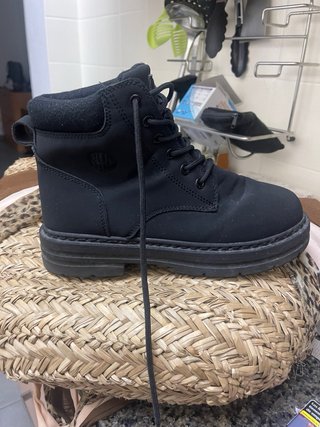 Bota negra nueva!! Super comodas