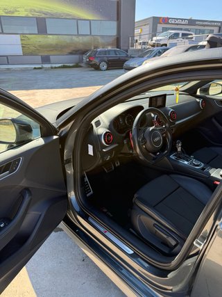 Audi A3 Sedan 2.0 TDI 150 CV S line