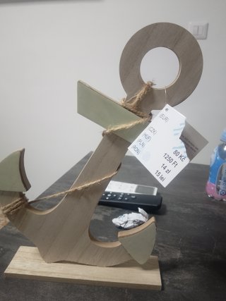 Ancora decorativa in legno