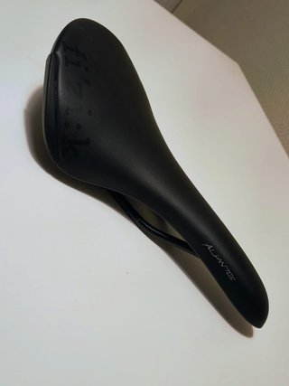 Sillín Fizik Aliante Negro
