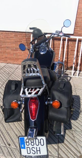 Honda Shadow VT750C Negra