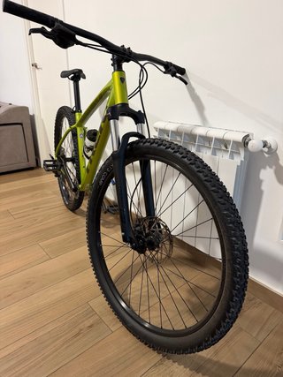 Bicicleta TREK Marlin 5 MTB