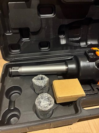 Llave de Impacto Neumática 1”