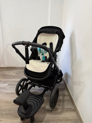Bugaboo Fox 5 con patinete Bugaboo