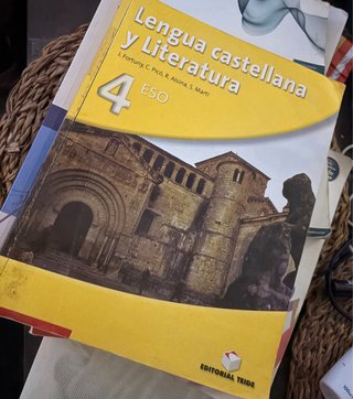 Libros de estudio diferentes categorías