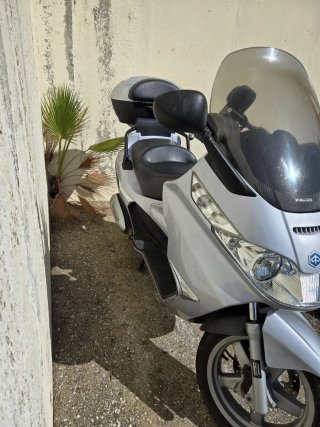 Piaggio X8 125cc Plata