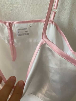 Top lencero floral rosa y blanco