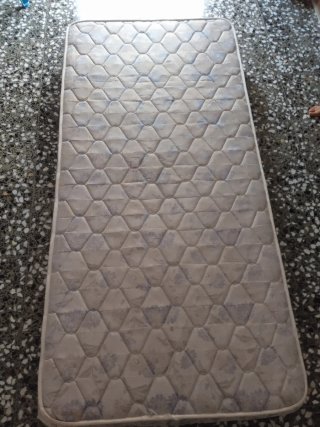 Colchón beige