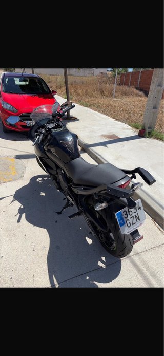 Moto Kawasaki ER6F 72 CV solo 36k km