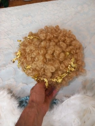 Peluca, Corona y Alas de Ángel