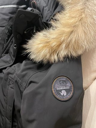 Napapijri Chaqueta NUEVA 780€ al 50%!