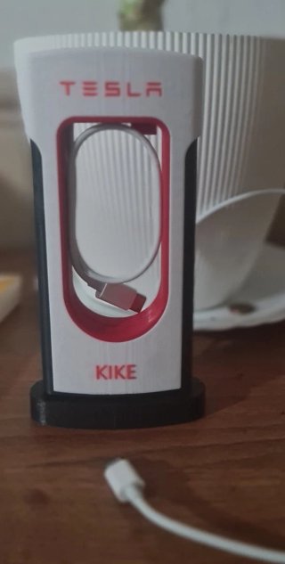 Cargador Tesla Personalizado KIKE