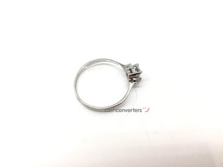 anillo oro 18k con piedra con circonita