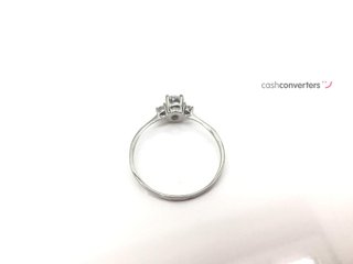 anillo oro 18k con piedra con circonita