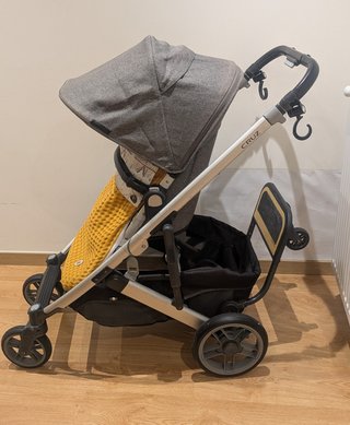 Carrito UppaBaby Cruz V2 con capazo