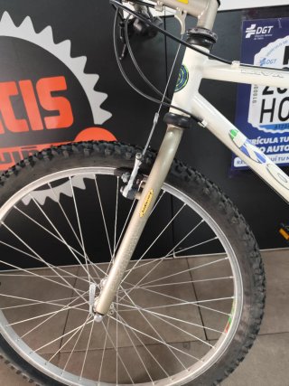 Bicicleta Kona lava dome