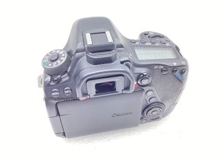 camara digital reflex canon eos 80d