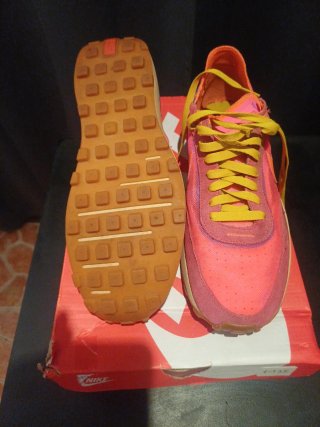 Nike Edición Limitada Talla 42