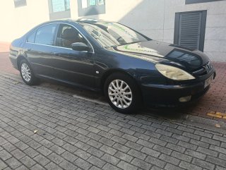 Peugeot 607 2001