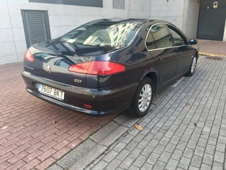 Peugeot 607 2001