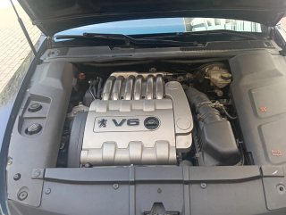 Peugeot 607 2001