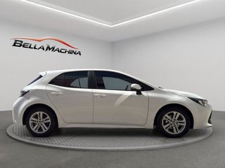 Toyota Corolla 1.8 125H ACTIVE TECH E-CVT