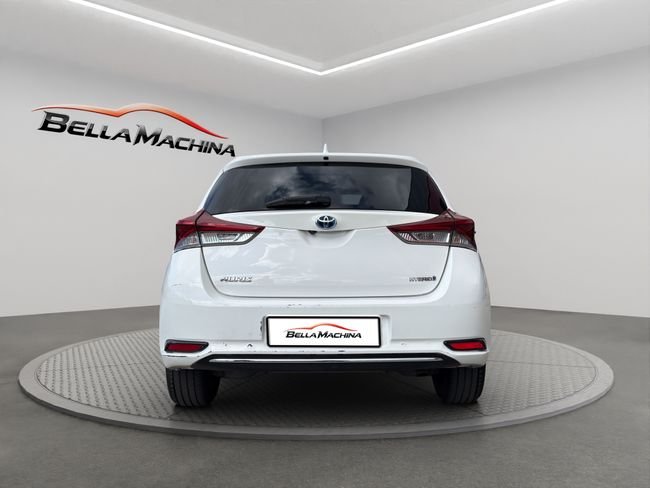 Toyota Auris 2018, foto 6