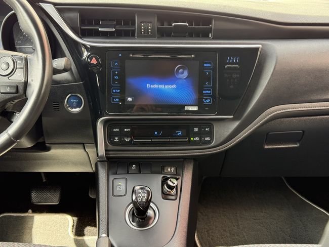 Toyota Auris 2018, foto 14